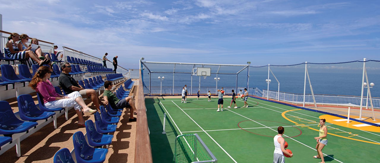 Raise your pulse on the basketball court